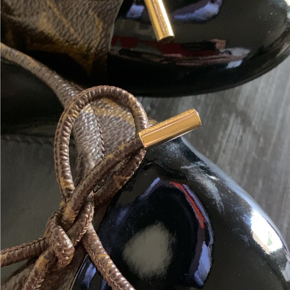Louis Vuitton Brown Monogram Shoes - Picture 5 of 6